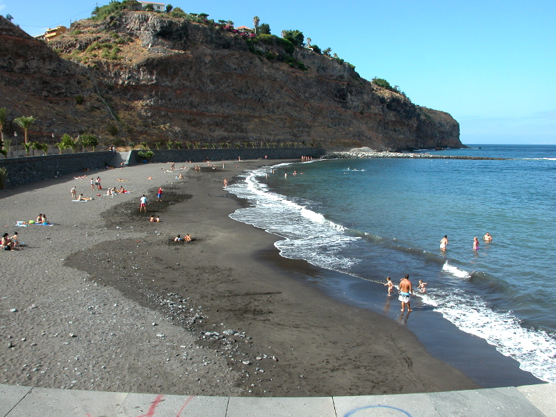 Playas para relajarse en La Gomera | Playa de La Cueva | San Sebastián de La Gomera | Islas Canarias